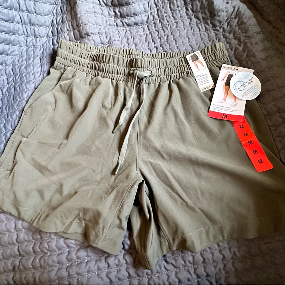 Women’s mondetta shorts